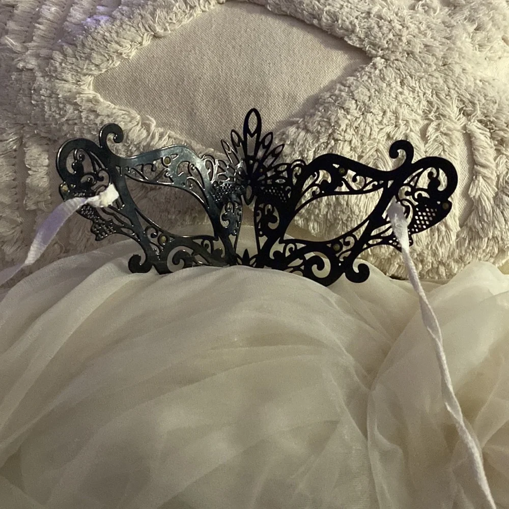 Quality Masquerade Mask